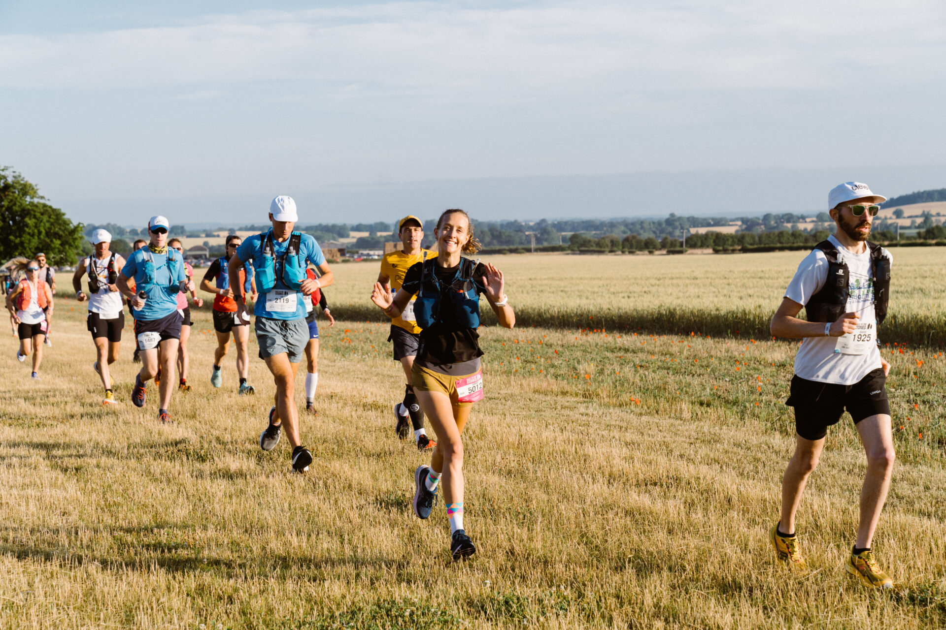runners on race to the stones 